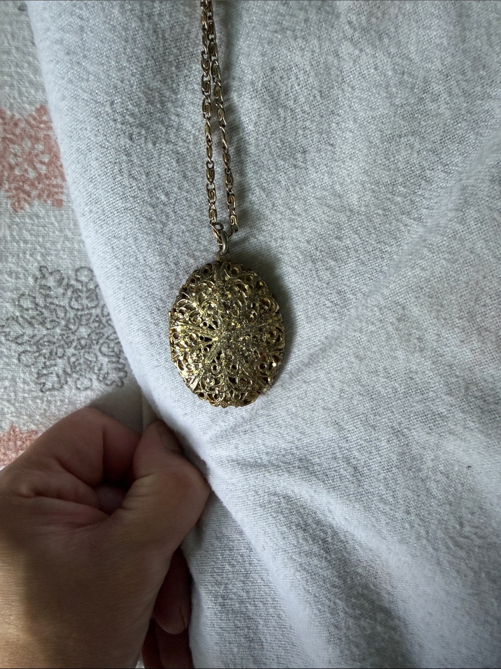 Filigree Oval Gold Locket Necklace - Women Jewelry